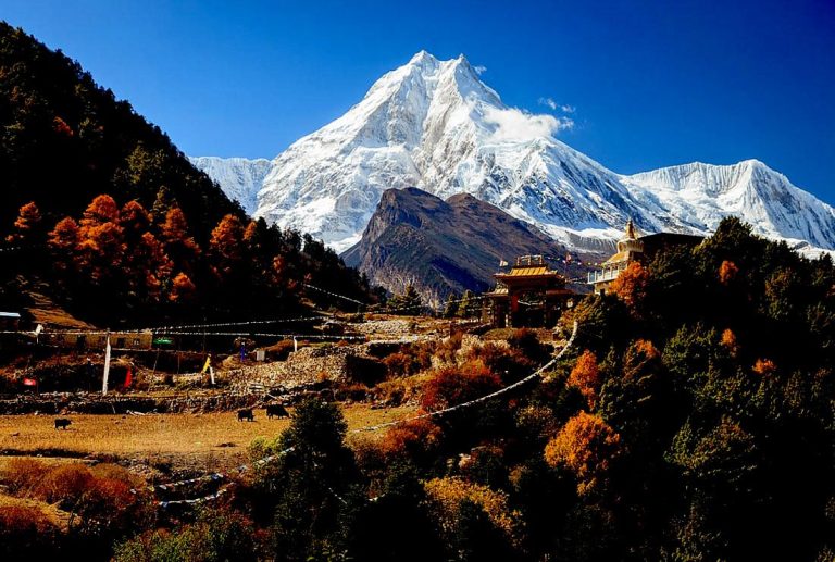 manaslu 1.jpgoKt 1 768x517